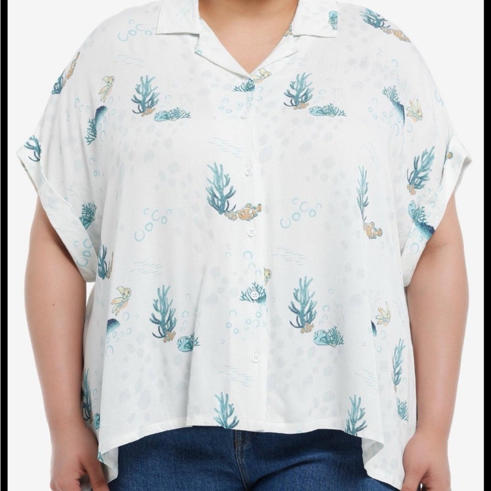 NWT Finding Nemo Disney Pixar Dolman Woven Top by Her Universe size 1